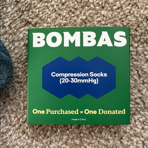 Bombas Performance Compression Knee High Socks - Picture 3 of 4